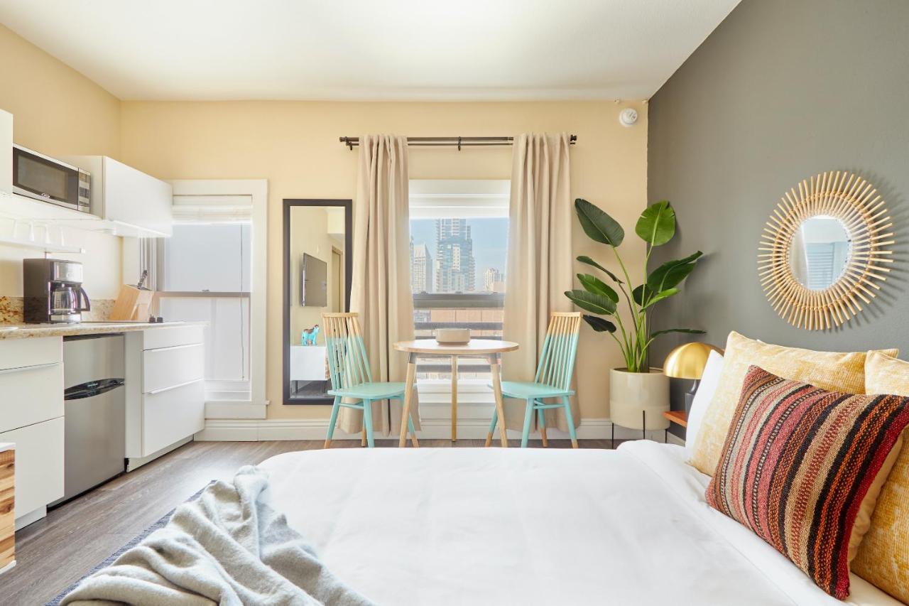 Kasa Gaslamp Quarter Hotel